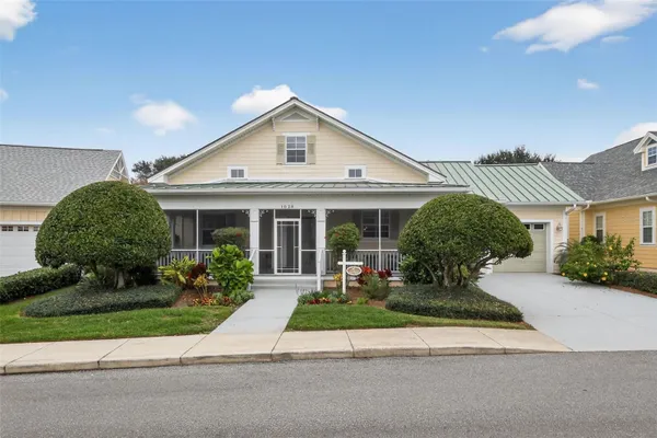 Property Slideshow image 2 of 44 | 1028 cottage dr, The Villages, FL, 32162