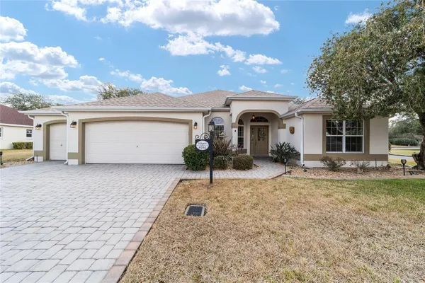 Property Slideshow image 3 of 50 | 8761 se 168th kittredge loop, The Villages, FL, 32162