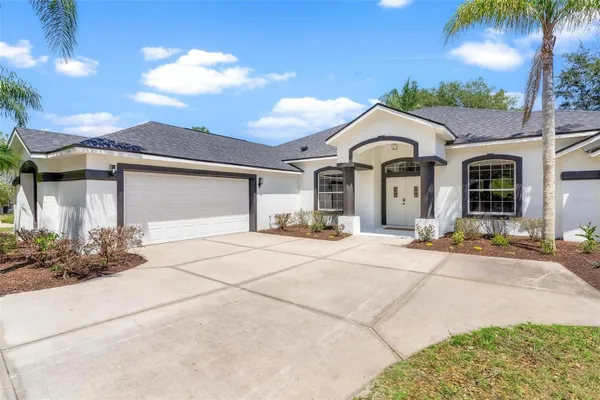 Property Slideshow image 2 of 43 | 39634 harbor hills blvd blvd, Lady Lake, FL, 32159