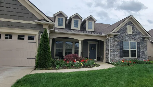 Property Slideshow image 2 of 74 | 2124 loudon hl, Spring Hill, TN, 37174