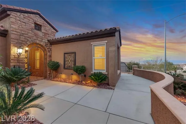 Property Slideshow image 3 of 80 | 2175 sandstone cliffs dr, Henderson, NV, 89044