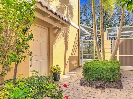 Property Slideshow image 3 of 41 | 7676 bergamo ave, Sarasota, FL, 34238