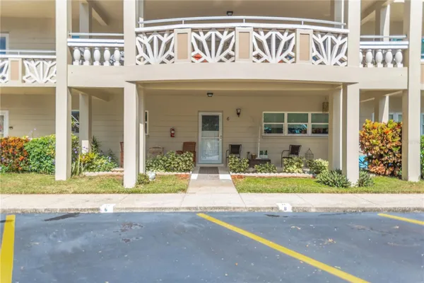Property Slideshow image 3 of 32 | 2350 haitian dr 6, Clearwater, FL, 33763