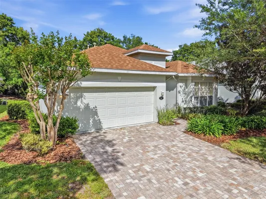 Property Slideshow image 3 of 44 | 115 avenham dr, Deland, FL, 32724