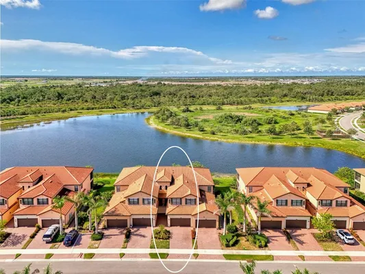 Property Slideshow image 2 of 96 | 10789 tarflower dr 202, Venice, FL, 34293