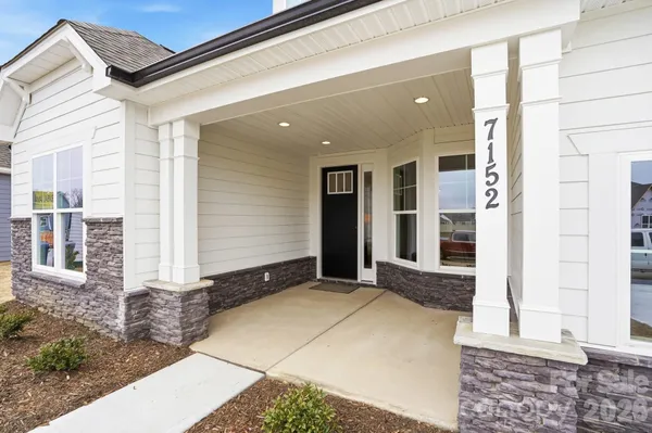 Property Slideshow image 3 of 48 | 7152 bil-mar dr, Harrisburg, NC, 28075