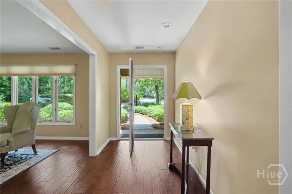 Property Slideshow image 3 of 40 | 4 hathaway ln, Savannah, GA, 31411