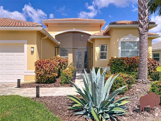 Property Slideshow image 2 of 74 | 16244 diamond bay dr, Wimauma, FL, 33598