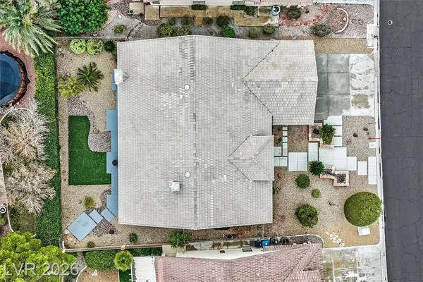 Property Slideshow image 2 of 62 | 5416 braemar dr, Las Vegas, NV, 89130