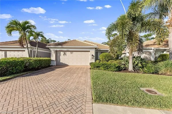 Property Slideshow image 3 of 44 | 9996 horse creek rd, Fort Myers, FL, 33913