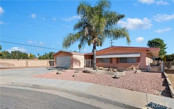 Property Slideshow image 3 of 28 | 1104 carrotwood ct, Hemet, CA, 92545