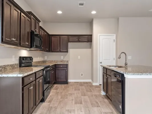 Property Slideshow image 3 of 6 | 302 atlanta pl, Mc Cormick, SC, 29835