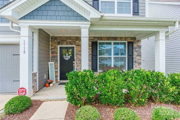 Property Slideshow image 3 of 44 | 1718 santa clara trce, Clover, SC, 29710