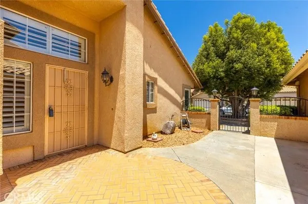 Property Slideshow image 2 of 41 | 1291 laguna seca ct, Banning, CA, 92220