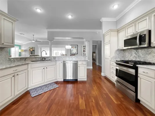 Property Slideshow image 3 of 39 | 709 haynesville way, The Villages, FL, 32162