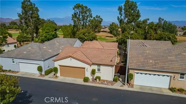 Property Slideshow image 2 of 54 | 270 cog hill ln, Hemet, CA, 92545