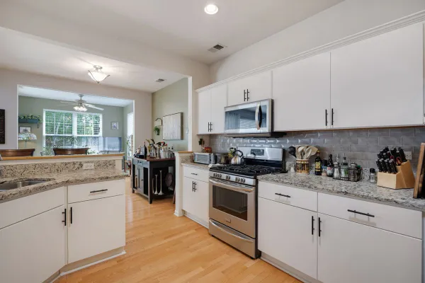 Property Slideshow image 2 of 26 | 12122 latham trl, Huntley, IL, 60142