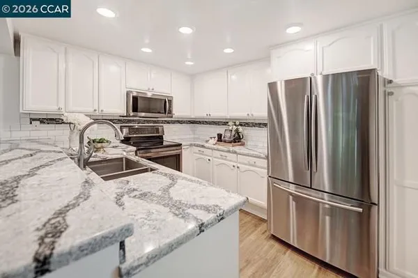 Property Slideshow image 3 of 55 | 1417 oakmont dr 2, Walnut Creek, CA, 94595