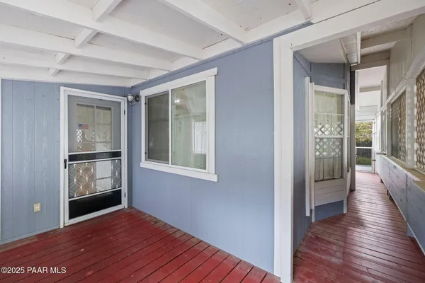 Property Slideshow image 3 of 36 | 944 n mountain hollow ct, Prescott, AZ, 86301