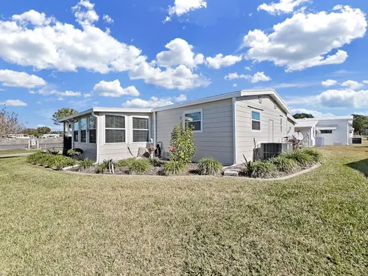 Property Slideshow image 3 of 39 | 4815 foxwood blvd, Lakeland, FL, 33810