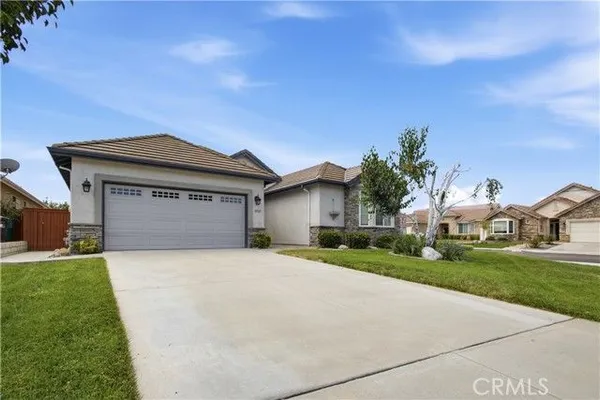 Property Slideshow image 2 of 57 | 30365 glen ellen cir, Murrieta, CA, 92563