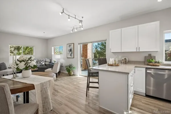 Property Slideshow image 2 of 49 | 2895 w riverwalk cir 101, Littleton, CO, 80123