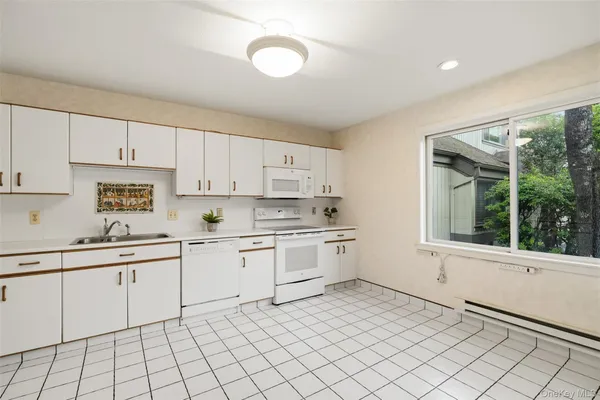 Property Slideshow image 3 of 34 | 606 heritage hills dr c, Somers, NY, 10589