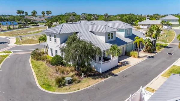 Property Slideshow image 2 of 95 | 5536 luminar pointe ln, Apollo Beach, FL, 33572
