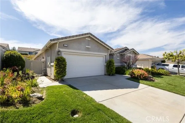 Property Slideshow image 3 of 37 | 453 glacier park, Beaumont, CA, 92223