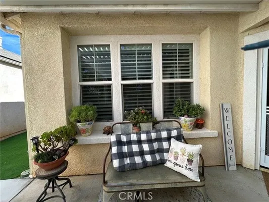 Property Slideshow image 2 of 38 | 1564 four seasons cir, Beaumont, CA, 92223