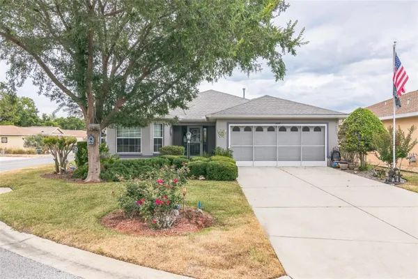 Property Slideshow image 2 of 31 | 9107 sw 102nd cir, Ocala, FL, 34481