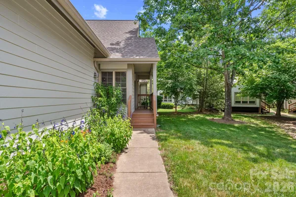 Property Slideshow image 3 of 36 | 62 pinnacle pt, Asheville, NC, 28805