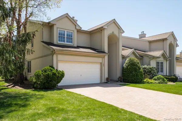 Property Slideshow image 2 of 28 | 155 altessa blvd, Huntington, NY, 11747