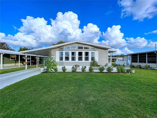 Property Slideshow image 2 of 65 | 5020 forest crest dr, Lakeland, FL, 33810
