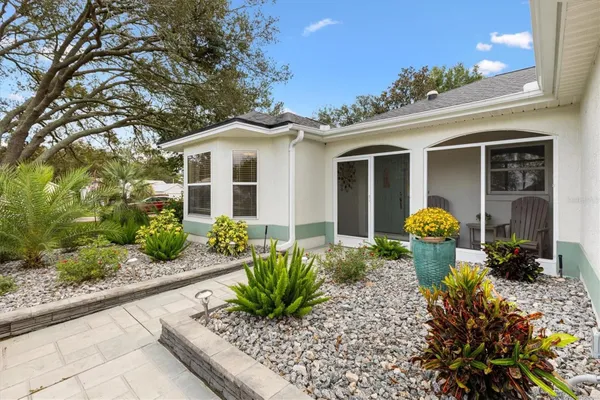 Property Slideshow image 2 of 45 | 515 loma paseo dr, Lady Lake, FL, 32159