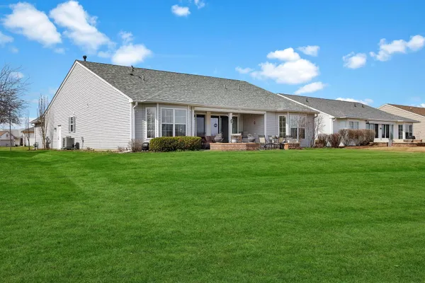 Property Slideshow image 3 of 42 | 12830 crestview dr, Huntley, IL, 60142