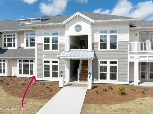 Property Slideshow image 2 of 25 | 2537 st james dr # 905, Southport, NC, 28461