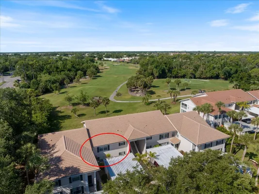 Property Slideshow image 2 of 40 | 801 montrose dr 202, Venice, FL, 34293