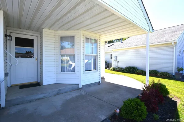 Property Slideshow image 2 of 26 | 5190 village cir, Brookhaven, NY, 11949