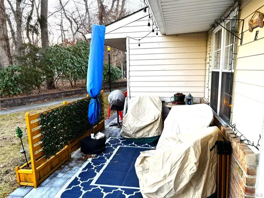 Property Slideshow image 2 of 22 | 418 weymouth ct b, Ridge, NY, 11961