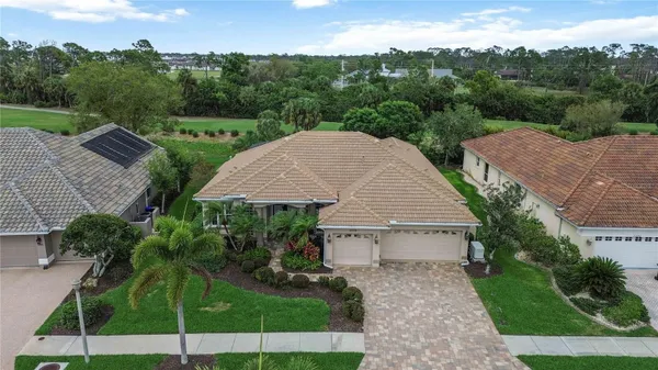Property Slideshow image 2 of 58 | 2896 egret ct, North Port, FL, 34287