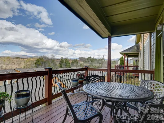 Property Slideshow image 2 of 31 | 24 craftsman view dr, Asheville, NC, 28804