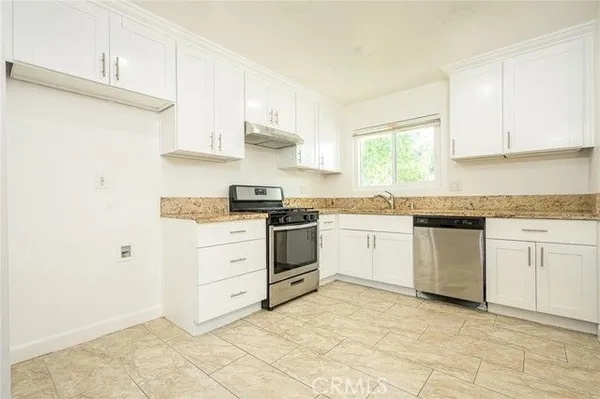 Property Slideshow image 3 of 20 | 25781 plum holw, Menifee, CA, 92586