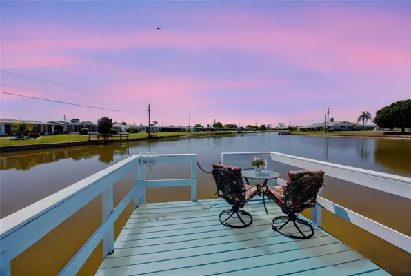 Property Slideshow image 2 of 51 | 1704 danbury dr, Sun City Center, FL, 33573