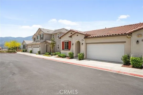 Property Slideshow image 2 of 39 | 24205 selwood dr, Corona, CA, 92883