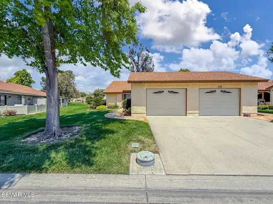 Property Slideshow image 3 of 45 | 42203 village 42 42, Camarillo, CA, 93012