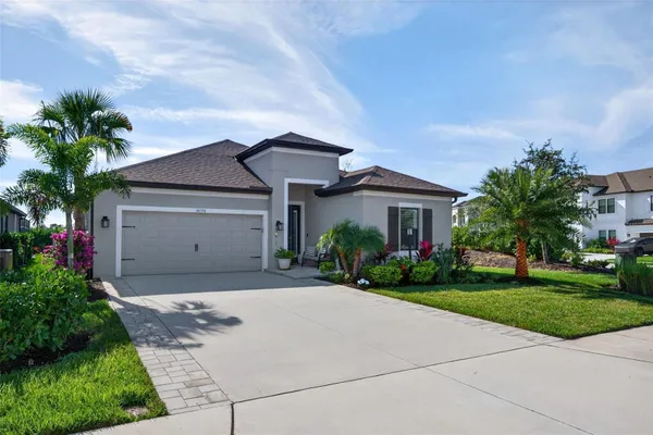 Property Slideshow image 3 of 99 | 16106 culpepper dr, Lakewood Ranch, FL, 34211
