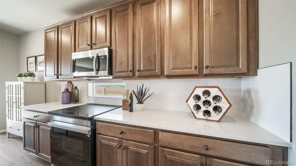 Property Slideshow image 3 of 33 | 5006 n tempe st, Aurora, CO, 80019