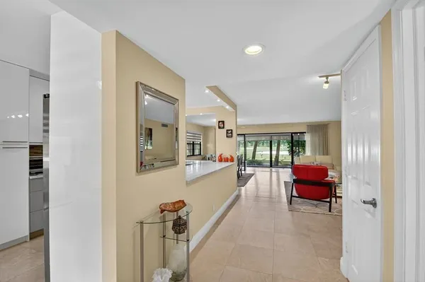 Property Slideshow image 3 of 100 | 6448 aspen glen cir -, Boynton Beach, FL, 33437
