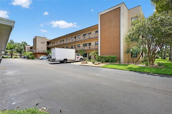 Property Slideshow image 2 of 36 | 5975 terrace park dr n unit 209, Saint Petersburg, FL, 33709